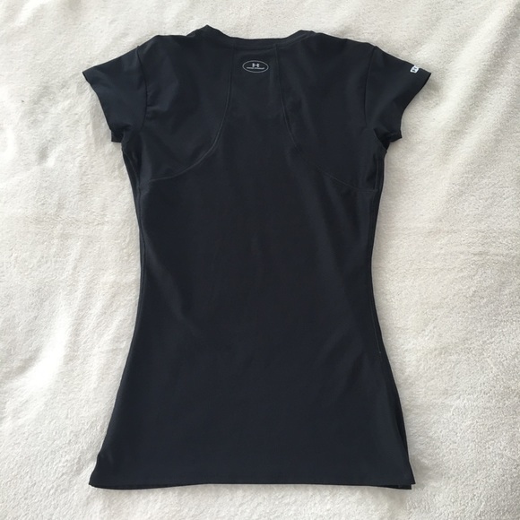 Under Amour fitted dry wicking t-shirt - Picture 2 of 5